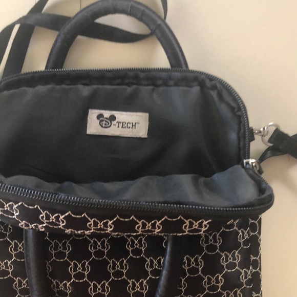 Disney tech crossbody purse Minnie Mouse print - Picture 2 of 4